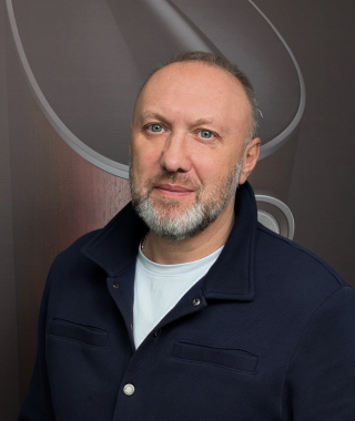 Дмитрий Кузнецов