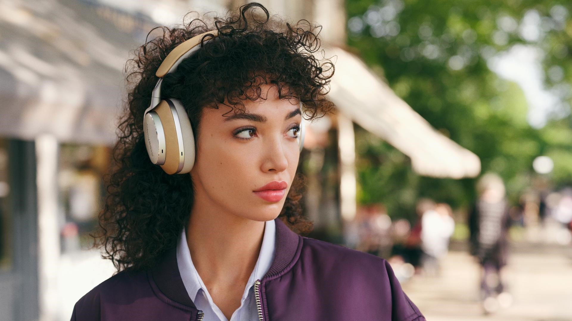 Bowers & Wilkins представила новые наушники Px8