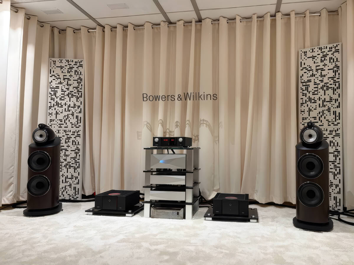 Bowers & Wilkins 800 Series Diamond D5: мировая премьера в Вене к 60‑летию бренда